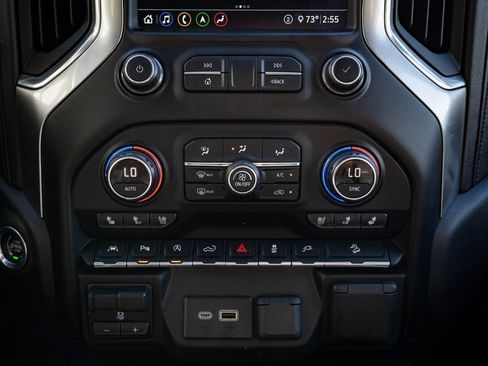 Used 2020 Chevrolet Silverado 1500 LTZ w/ LTZ Premium Package image 33