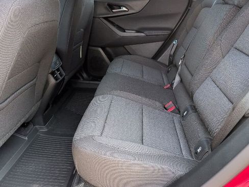 New 2026 Chevrolet Equinox LT w/ Safety and Technology Package FWD image 7