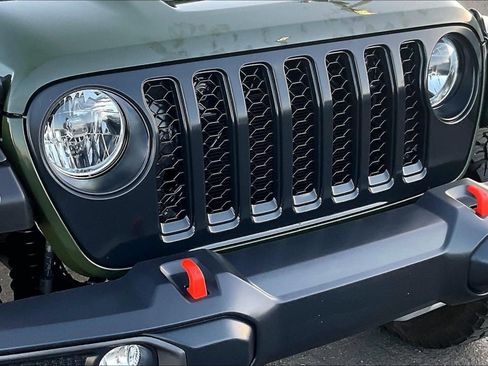 Used 2023 Jeep Gladiator Mojave w/ Trailer Tow Package AWD/4WD image 26