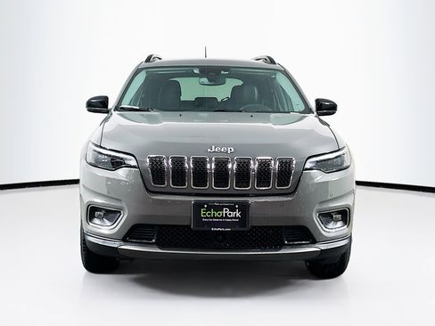 Used 2022 Jeep Cherokee Limited image 2