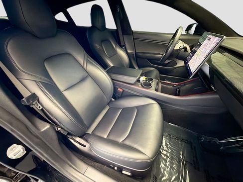 Used 2018 Tesla Model 3 Long Range image 15