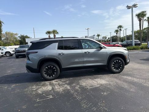 New 2026 Chevrolet Traverse Z71 w/ Driver Confidence Package AWD/4WD image 13