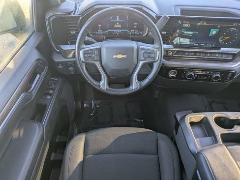 Used 2023 Chevrolet Silverado 1500 LT w/ Protection Package AWD/4WD image 15