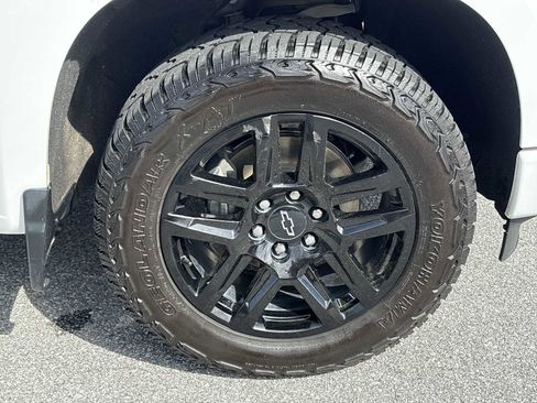 Used 2023 Chevrolet Silverado 1500 RST AWD/4WD image 31