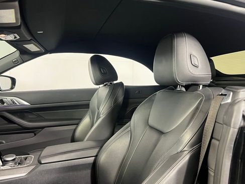 Used 2023 BMW 430i Convertible w/ Convenience Package image 25