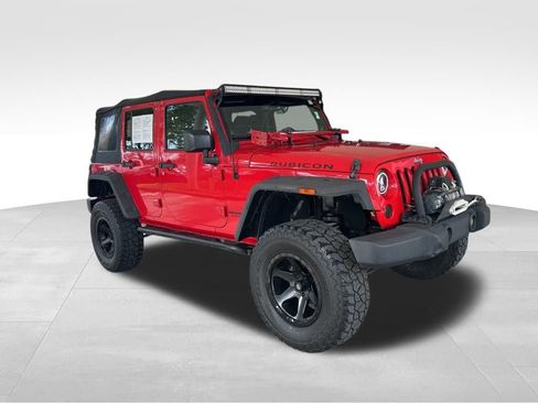 Used 2014 Jeep Wrangler Unlimited Rubicon image 2