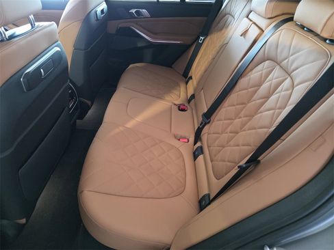 New 2026 BMW X5 sDrive40i image 12