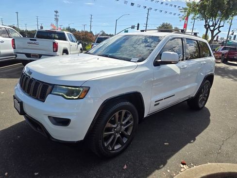 Used 2016 Jeep Grand Cherokee Limited 75th Anniversary AWD/4WD image 8