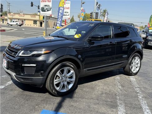 Used 2017 Land Rover Range Rover Evoque SE Premium image 47