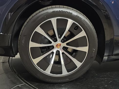 New 2026 Porsche Cayenne Electric AWD/4WD image 29