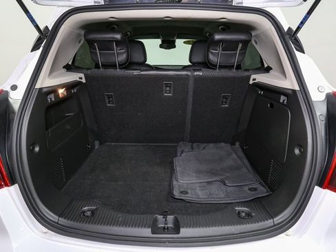 Used 2022 Buick Encore Preferred w/ Safety Package image 10