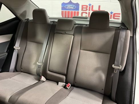 Used 2018 Toyota Corolla LE w/ LE Premium Package image 16