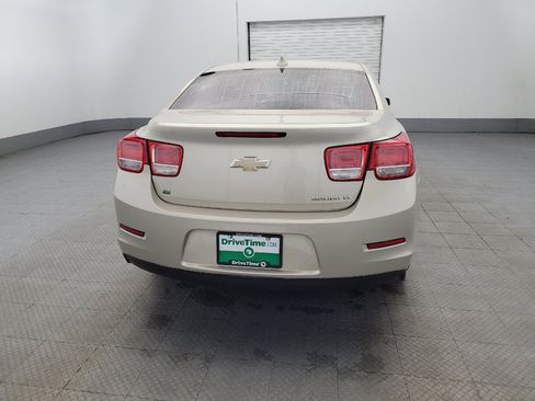 Used 2015 Chevrolet Malibu LT FWD image 7