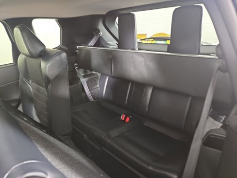 New 2026 Mitsubishi Outlander SE image 12