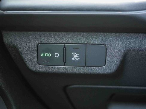 New 2026 Audi Q3 quattro 2.0T AWD/4WD image 33