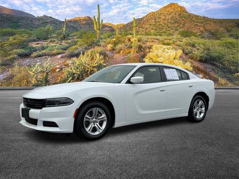 Used 2022 Dodge Charger SXT image 9