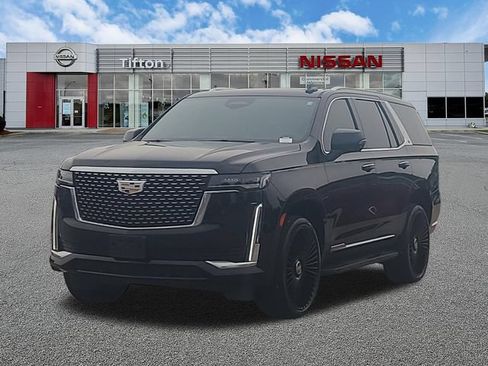 Used 2024 Cadillac Escalade Premium Luxury w/ LPO, Floor Liner Package AWD/4WD image 3