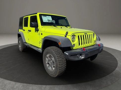 Used 2017 Jeep Wrangler Unlimited Sport w/ Connectivity Group AWD/4WD image 7