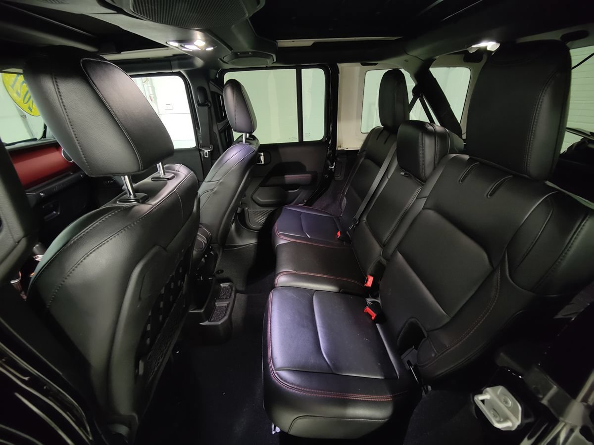 Used 2021 Jeep Wrangler Unlimited Rubicon AWD/4WD image 48