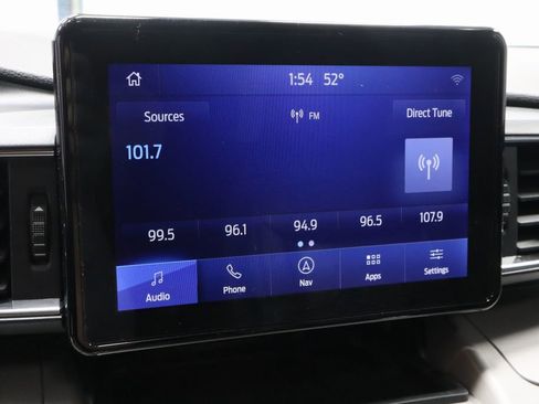 Certified 2023 Ford Explorer XLT w/ Equipment Group 202A AWD/4WD image 3