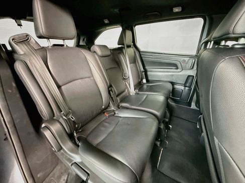 Used 2025 Honda Odyssey Sport-L image 15