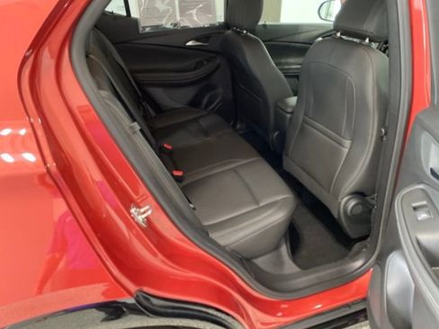 Used 2024 Buick Encore GX Sport Touring image 15