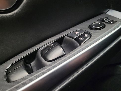 Used 2022 Nissan Sentra SR w/ SR Premium Package FWD image 27