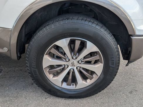 Used 2019 Ford F150 King Ranch w/ Equipment Group 601A Luxury AWD/4WD image 20