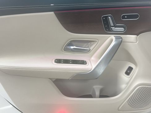 Certified 2023 Mercedes-Benz CLA 250 4MATIC image 14