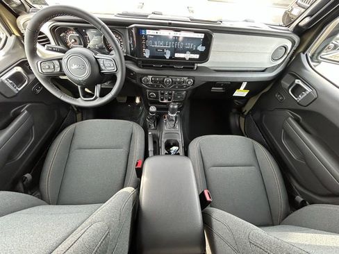 New 2026 Jeep Gladiator Sport image 4