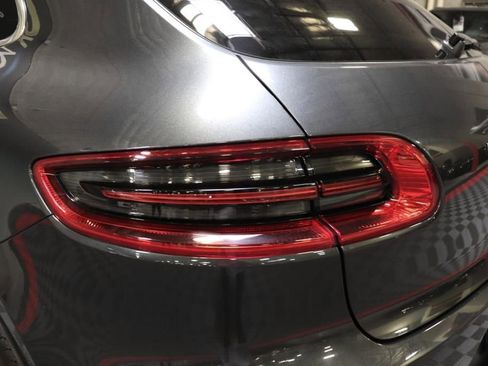 Used 2017 Porsche Macan S image 5