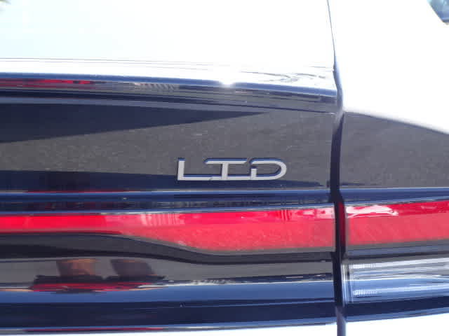 Certified 2023 Toyota Prius Limited FWD image 11