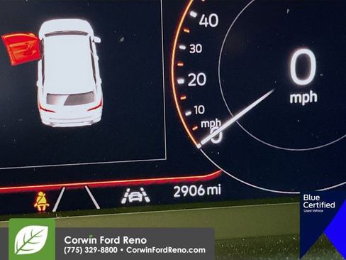 Used 2025 Volkswagen Taos SEL image 15