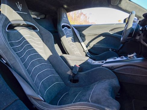 Used 2025 Maserati MC20 Coupe image 37