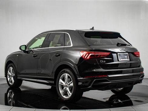 Certified 2024 Audi Q3 2.0T Premium w/ Convenience Package image 6