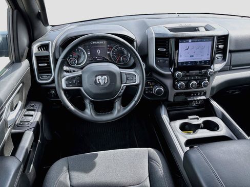 Used 2022 RAM 1500 Big Horn AWD/4WD image 2