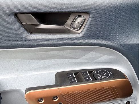 Used 2023 Ford Maverick Lariat w/ Lariat Luxury Package FWD image 15