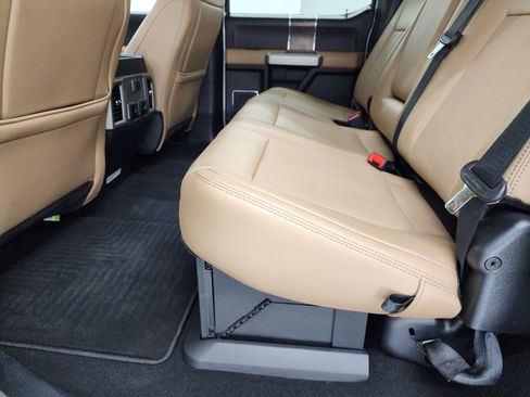 Used 2022 Ford F350 Lariat w/ Lariat Ultimate Package image 9