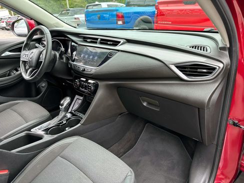 Certified 2021 Buick Encore GX Select w/ Sport Touring Package image 7