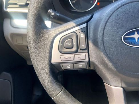 Used 2018 Subaru Forester 2.5i AWD/4WD image 22