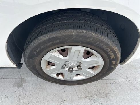 Used 2010 Dodge Grand Caravan SE w/ Climate Group FWD image 7