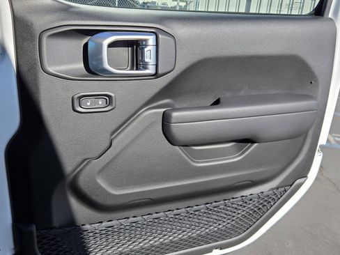 New 2026 Jeep Wrangler Unlimited Sport image 32