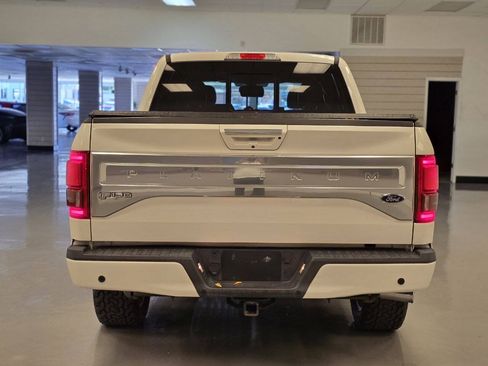 Used 2016 Ford F150 Platinum w/ Equipment Group 701A Luxury AWD/4WD image 4