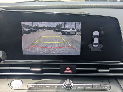 Used 2021 Hyundai Elantra Limited w/ Cargo Package FWD image 19