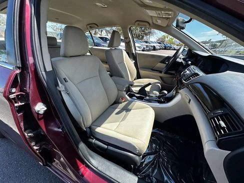 Used 2016 Honda Accord LX image 13