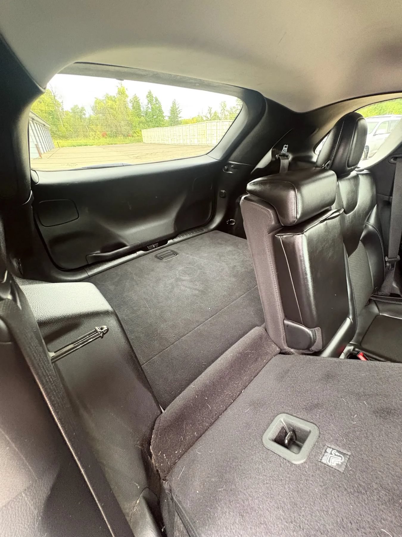 Used 2019 Jeep Cherokee Latitude Plus AWD/4WD image 39