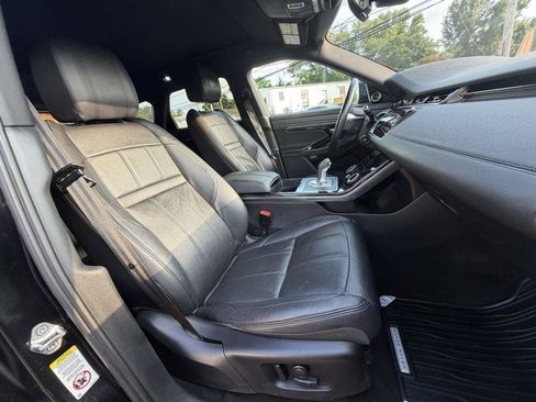 Used 2020 Land Rover Range Rover Evoque SE AWD/4WD image 21
