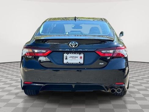 Used 2024 Toyota Camry SE w/ Convenience Package FWD image 5