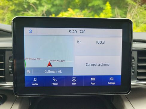 Used 2021 Ford Explorer XLT w/ Equipment Group 202A RWD image 18