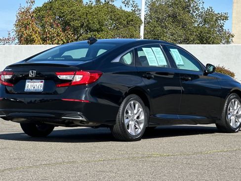 Used 2019 Honda Accord LX image 2